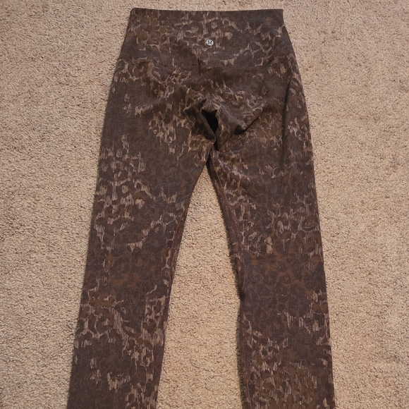 Lululemon Athletica Brown Patterned Leggings - Picture 5 of 7